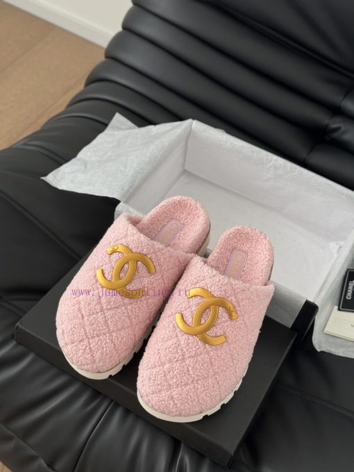 Chanel 24B new fur slippersThis fur mop is really cuteSoft and fluffy fur, comfortable and w25n56ill - Image 7