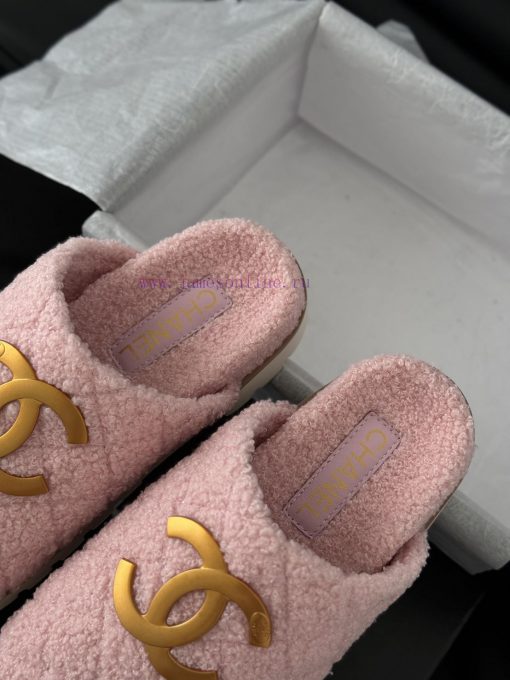 Chanel 24B new fur slippersThis fur mop is really cuteSoft and fluffy fur, comfortable and w25n56ill - Image 8