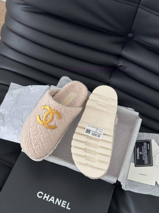 Chanel 24B new fur slippersThis fur mop is really cuteSoft and fluffy fur, comfortable and waie7f4n6 - Image 4