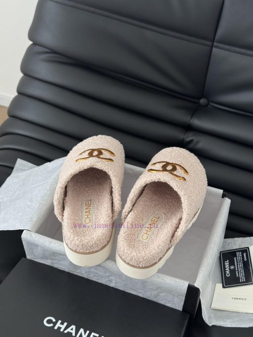 Chanel 24B new fur slippersThis fur mop is really cuteSoft and fluffy fur, comfortable and waie7f4n6 - Image 6