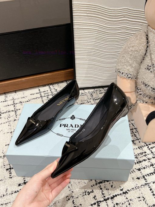 Top qualityprada ss25 new arrival～P Home 2025 Early Spring New Product: Post Air Pointed Higwix9vzzq - Image 5