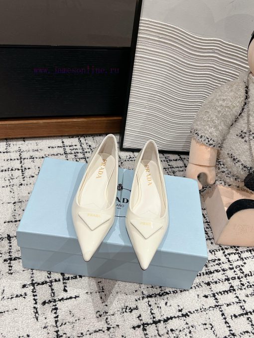 Top qualityprada ss25 new arrival～P Home 2025 Early Spring New Product: Post Air Pointed Higfcydqr5u