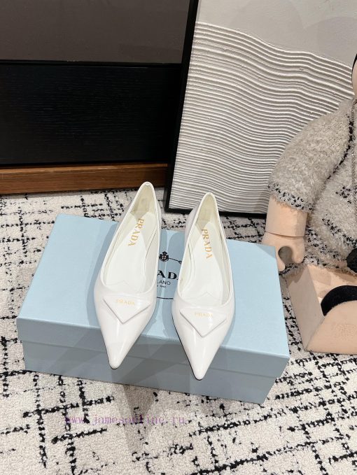 Top qualityprada ss25 new arrival～P Home 2025 Early Spring New Product: Post Air Pointed Higd5t6goec - Image 2