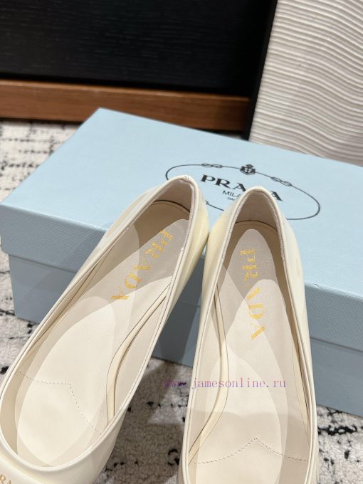 Top qualityprada ss25 new arrival～P Home 2025 Early Spring New Product: Post Air Pointed Higfcydqr5u - Image 9