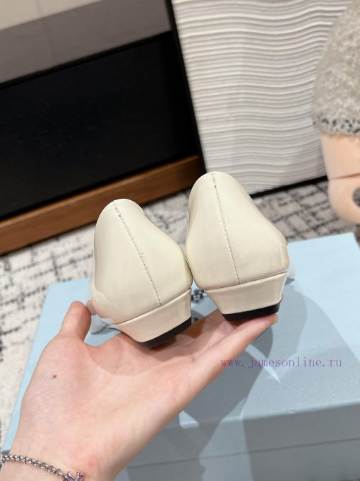 Top qualityprada ss25 new arrival～P Home 2025 Early Spring New Product: Post Air Pointed Higfcydqr5u - Image 10