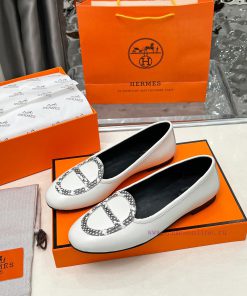 The genuine leather injection molded outsole is a classic top-level product of Hermes in the6ju8qbvo