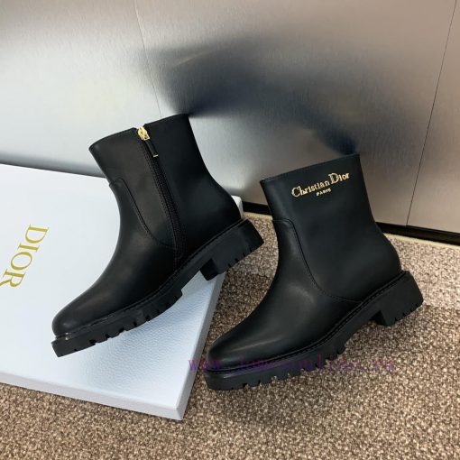 Dior 2024 Autumn/Winter New D-Town Collection Punk Style Low Heel Women's Boots Star Same CD9ct3a273 - Image 2