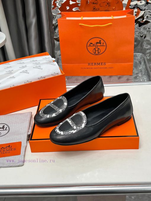 The genuine leather injection molded outsole is a classic top-level product of Hermes in thettd9c32p - Image 5