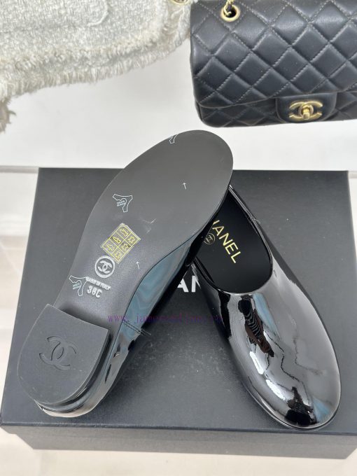 Chanel | Chanel 25C New ProductDouble C loafersThe shoe upper is made of imported calf patenupu9xohj - Image 10