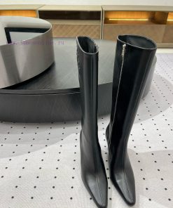 𝒄𝒉𝒓𝒐𝒎𝒆𝒉𝒆𝒂𝒓𝒕𝒆𝟐𝟒𝑭𝑾 New explosive modelsFabric patent leatherInner sheepskinLeather soleElegantaswzmsmi