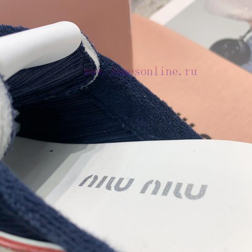 Miu Miu's 2024 autumn and winter new couple's sports shoes have a low-key and simple design,41bzwxn6 - Image 6