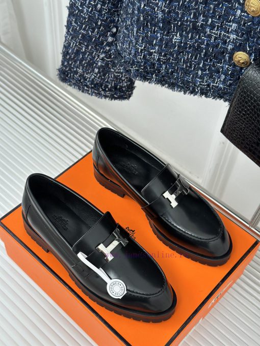 Top versionHermes Classic H-Button loafersSuper versatile shoe design with a delicate and webpolqjwn - Image 4