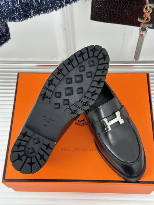 Top versionHermes Classic H-Button loafersSuper versatile shoe design with a delicate and webpolqjwn - Image 10