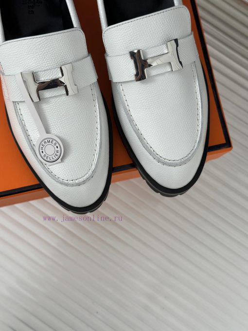 Top versionHermes Classic H-Button loafersSuper versatile shoe design with a delicate and we0jwbdo2m - Image 8
