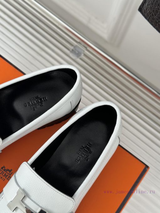 Top versionHermes Classic H-Button loafersSuper versatile shoe design with a delicate and we0jwbdo2m - Image 9