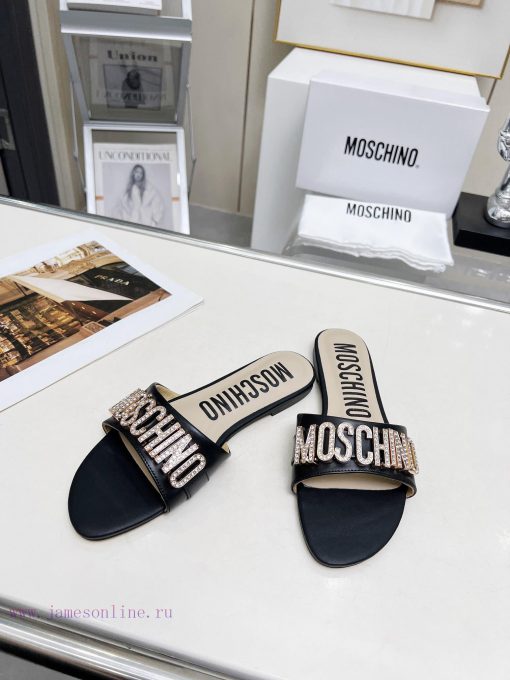 Moschino Classic, cowhide top, sheepskin lining, 35-432dra4u10 - Image 4