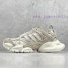 Top tier adidas XLG Runner DELUXE Adidas Dad shoe series: futuristic technology lines outlin39o4ph6m