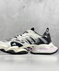 Top tier adidas XLG Runner DELUXE Adidas Dad shoe series: futuristic technology lines outlinu7ts1vb9