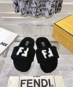 two ⃣ 0 ⃣ two ⃣ four ⃣ New Fendi FENDI flat wool slippers for autumn and winter, featuring r9qel52c7