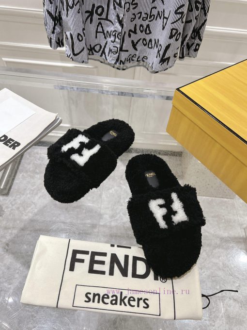 two ⃣ 0 ⃣ two ⃣ four ⃣ New Fendi FENDI flat wool slippers for autumn and winter, featuring r9qel52c7 - Image 3