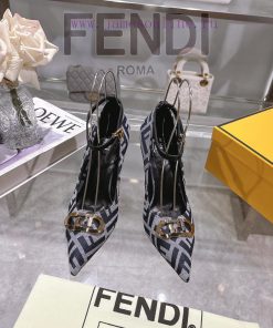𝐅𝐄𝐍𝐃𝐈 | Fendi 2025 runway new single shoes━━━━━ FENDI━━━━━Fendi's latest popular metal strapanzxbrd7