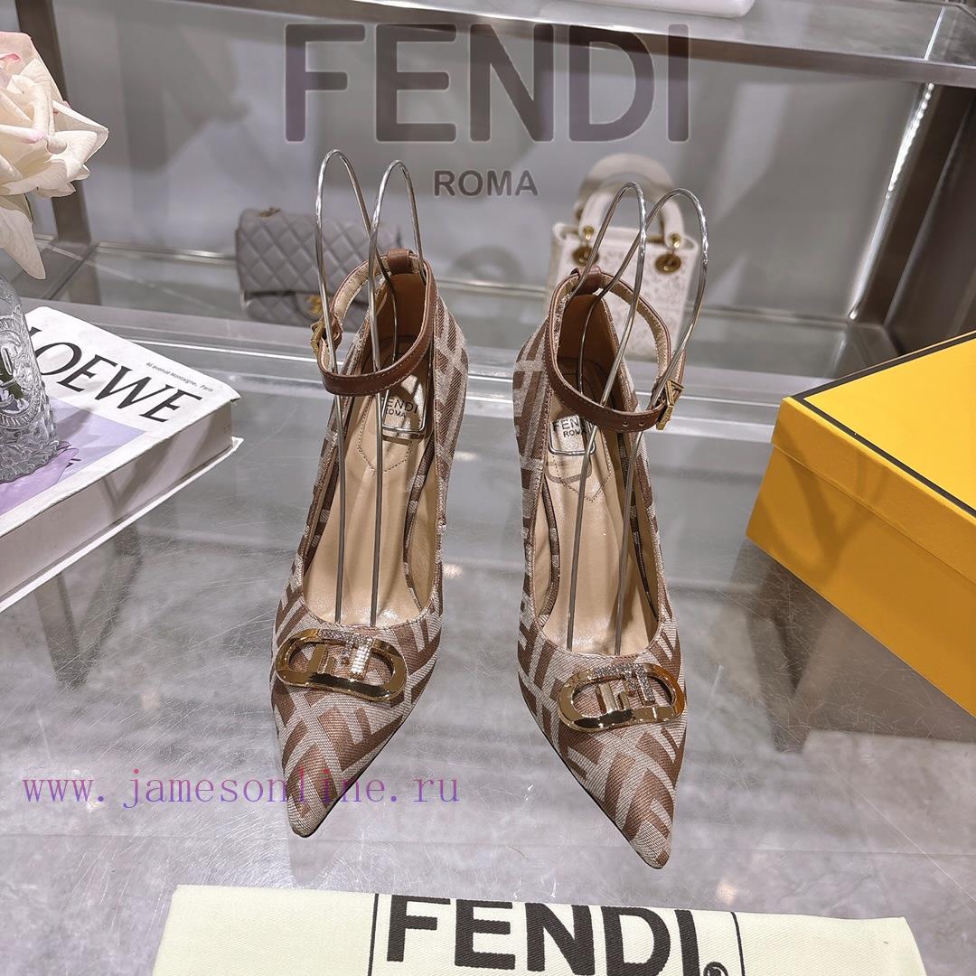 𝐅𝐄𝐍𝐃𝐈 | Fendi 2025 runway new single shoes━━━━━ FENDI━━━━━Fendi's latest popular metal strap6k9t18le