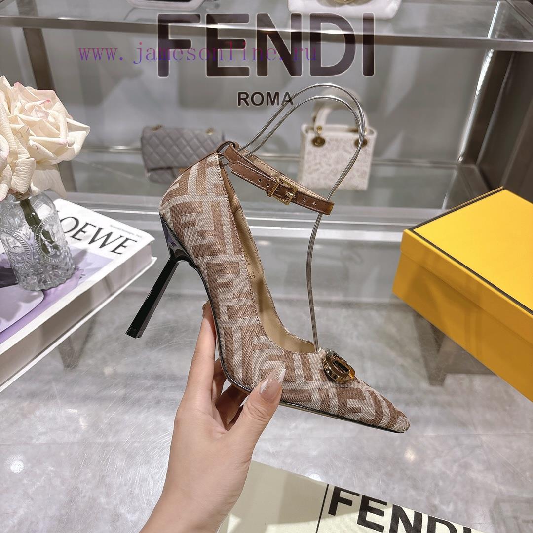 𝐅𝐄𝐍𝐃𝐈 | Fendi 2025 runway new single shoes━━━━━ FENDI━━━━━Fendi's latest popular metal strap6k9t18le - Image 6