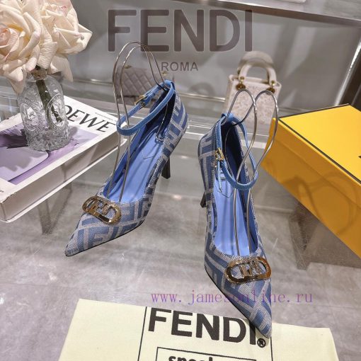 𝐅𝐄𝐍𝐃𝐈 | Fendi 2025 runway new single shoes━━━━━ FENDI━━━━━Fendi's latest popular metal straphjcfv2jx - Image 3