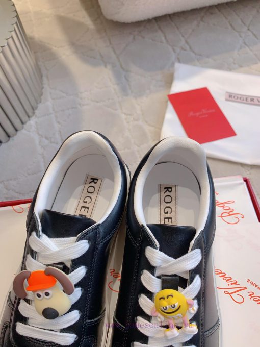Roger Vivie's new cartoon white shoes with super cute cartoon avatars look great on the feet0pflgudk - Image 7
