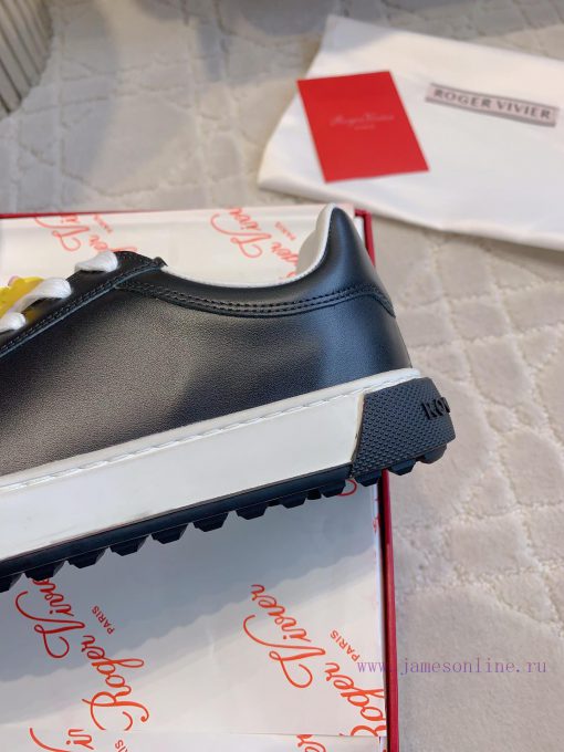 Roger Vivie's new cartoon white shoes with super cute cartoon avatars look great on the feet0pflgudk - Image 8