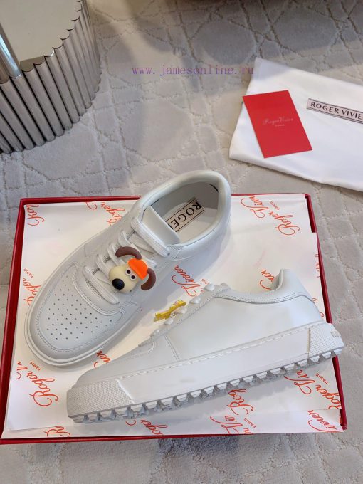 Roger Vivie's new cartoon white shoes with super cute cartoon avatars look great on the feetrn1zvt7y - Image 5