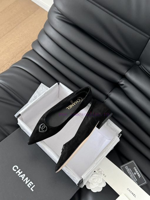 Chanel 25C new heart-shaped buckle pointed single shoeIt's hard not to love the stunning Mardd3zmrto - Image 5