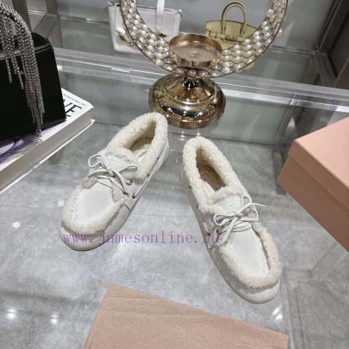 Miumiu Miu Le Fu shoes 2024 autumn and winter new cotton shoes hairy single shoes from Miu Mzfboq9xg - Image 3