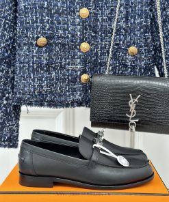 Top versionHerm è s/Herm è s classic klly buckle loafersSuper versatile shoe design with a dplgujc18