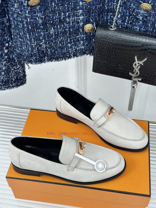 Top versionHerm è s/Herm è s classic klly buckle loafersSuper versatile shoe design with a d6ypmktyf - Image 4