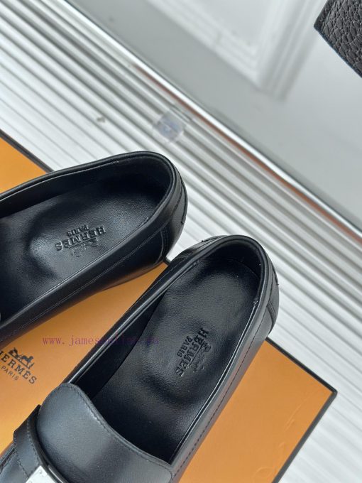 Top versionHerm è s/Herm è s classic klly buckle loafersSuper versatile shoe design with a dplgujc18 - Image 9