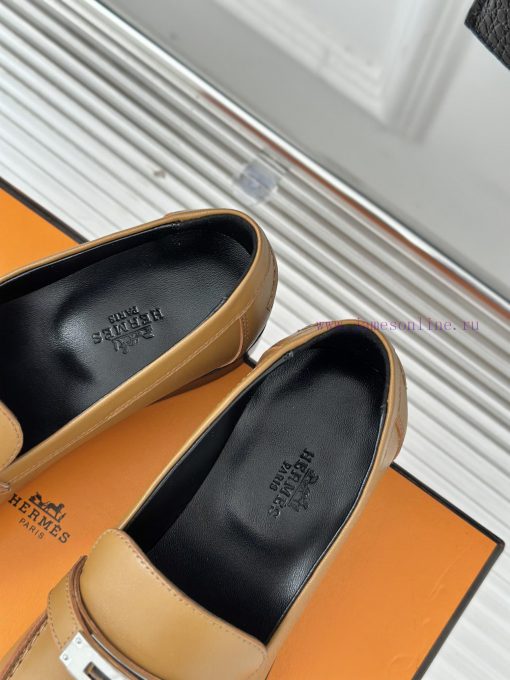 Top versionHerm è s/Herm è s classic klly buckle loafersSuper versatile shoe design with a dm9akqd2x - Image 9
