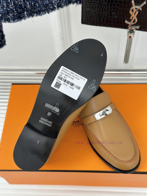 Top versionHerm è s/Herm è s classic klly buckle loafersSuper versatile shoe design with a dm9akqd2x - Image 10