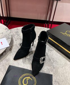 CL buckle boots ∙ ꫛꫀ w ︎It comes with 100mm stiletto heels made entirely of black calf leathqi0tjati