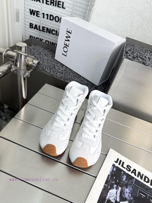 Loewe's new Flow Runner 2.0 series of new runway sports shoesNew color retro series running p133wrme