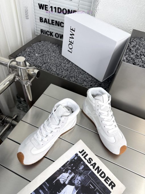 Loewe's new Flow Runner 2.0 series of new runway sports shoesNew color retro series running p133wrme - Image 3