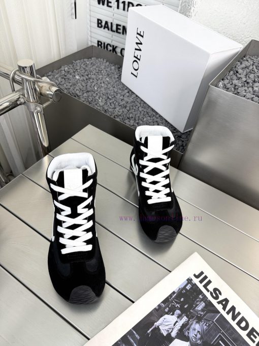 Loewe's new Flow Runner 2.0 series of new runway sports shoesNew color retro series running sh6nfjwa - Image 9