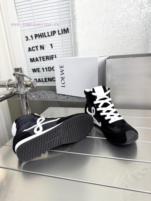 Loewe's new Flow Runner 2.0 series of new runway sports shoesNew color retro series running sh6nfjwa - Image 10