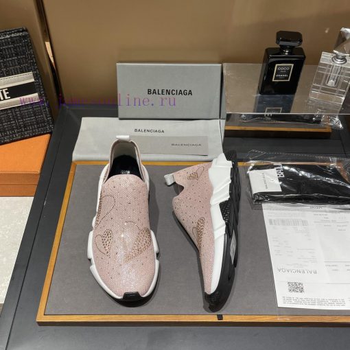 Balenciaga's sparkling single shoes are the world's first, and INS Weibo magazine has explodh37nnldg - Image 3