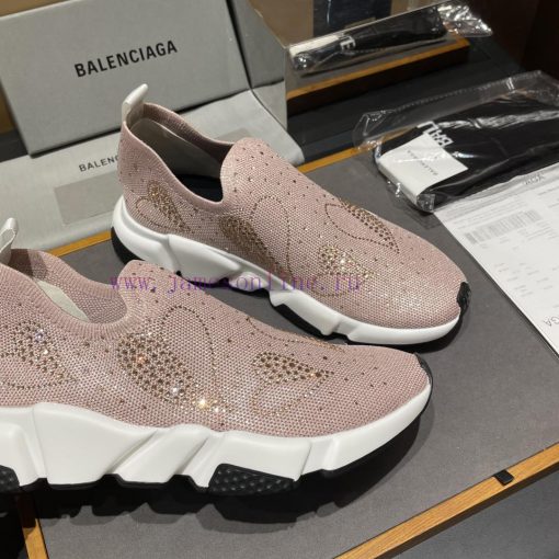 Balenciaga's sparkling single shoes are the world's first, and INS Weibo magazine has explodh37nnldg - Image 4