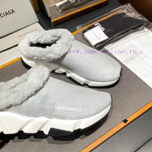 BALENCIAGA, Chinese yuan, due to the gradually decreasing temperature, there has been a trenp9ixwqei - Image 3