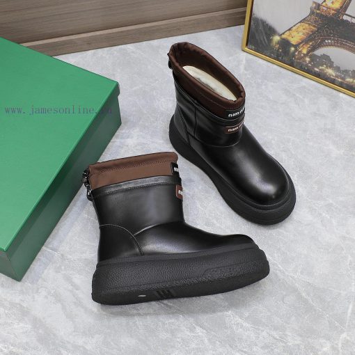 The modelFashionable and trendy thick soled snow boots24SS autumn and winter thick soled furr1e2u12v - Image 8