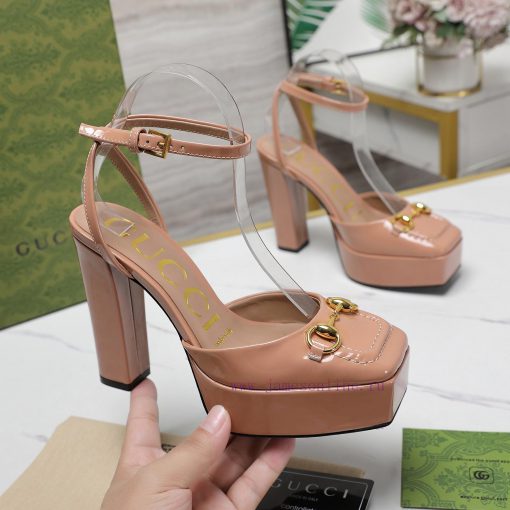 Top tierGucci's latest popular sandals collection for spring/summer 2024Round headed solid cl4cqpkwg - Image 6