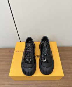 LOUIS VUITTON LV loafers retro unisex style single shoesClassic embossed retro fashion super6j3gbwkd