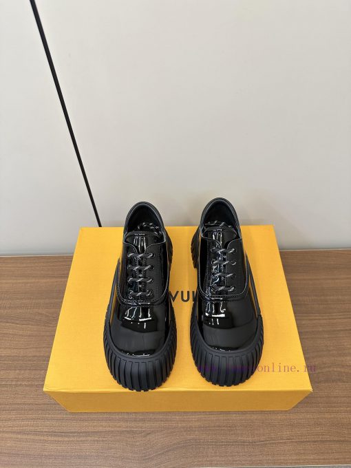 LOUIS VUITTON LV loafers retro unisex style single shoesClassic embossed retro fashion super6j3gbwkd - Image 2
